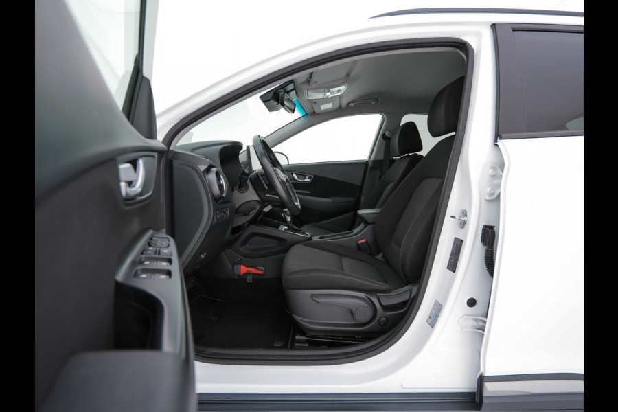 Hyundai Kona 1.6 GDI HEV Fashion (INCL-BTW) Aut. *NAVI-FULLMAP | DIGI-COCKPIT | FULL-LED | KEYLESS | CAMERA | HEAD-UP | SHIFT-PADDLES | DAB | COMFORT-SEATS | PRIVACY-GLASS | TOWBAR | 16 "ALU*