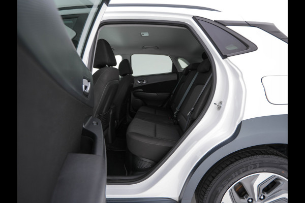 Hyundai Kona 1.6 GDI HEV Fashion (INCL-BTW) Aut. *NAVI-FULLMAP | DIGI-COCKPIT | FULL-LED | KEYLESS | CAMERA | HEAD-UP | SHIFT-PADDLES | DAB | COMFORT-SEATS | PRIVACY-GLASS | TOWBAR | 16 "ALU*