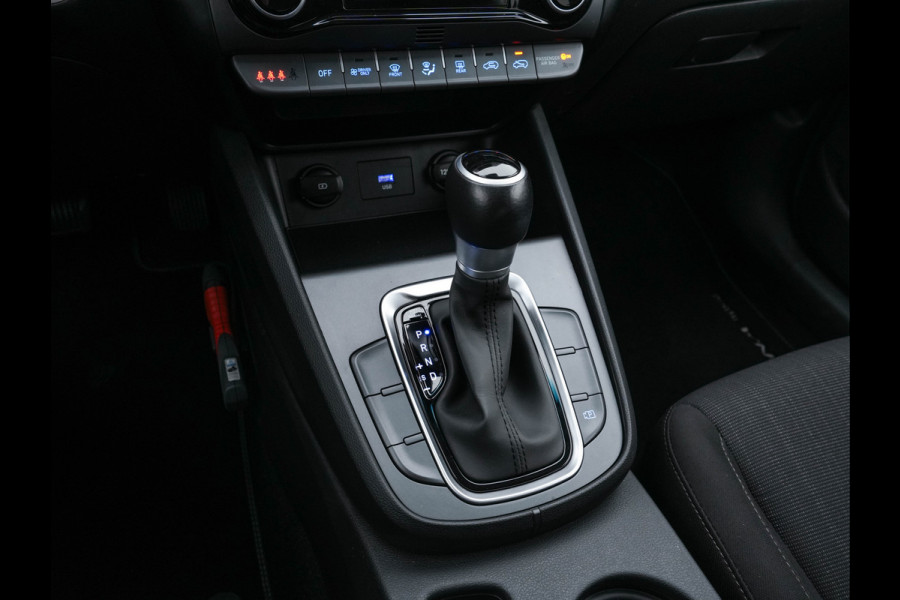 Hyundai Kona 1.6 GDI HEV Fashion (INCL-BTW) Aut. *NAVI-FULLMAP | DIGI-COCKPIT | FULL-LED | KEYLESS | CAMERA | HEAD-UP | SHIFT-PADDLES | DAB | COMFORT-SEATS | PRIVACY-GLASS | TOWBAR | 16 "ALU*