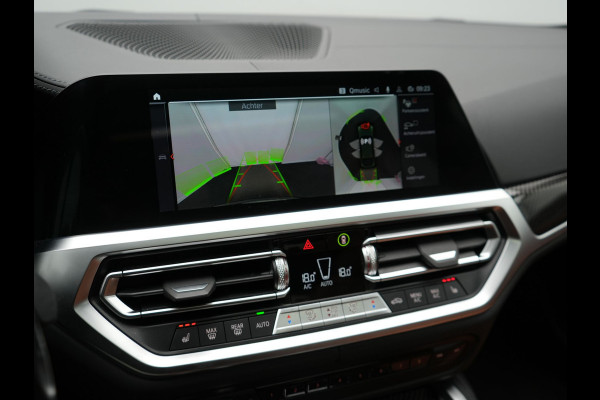 BMW 4 Serie Gran Coupé 430i M Sport 245pk Dealer O.H Sanremo Green | Panodak | Lederen Competition Stoelen Memory & Verwarmd | Adaptive Onderstel | 360 Camera | Harman & Kardon | 19" L.M | Carbon | Apple Carplay | Navigatie | Blis | Virtual | DAB |