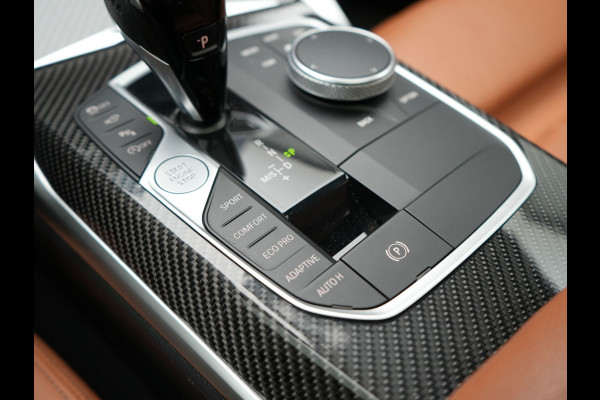BMW 4 Serie Gran Coupé 430i M Sport 245pk Dealer O.H Sanremo Green | Panodak | Lederen Competition Stoelen Memory & Verwarmd | Adaptive Onderstel | 360 Camera | Harman & Kardon | 19" L.M | Carbon | Apple Carplay | Navigatie | Blis | Virtual | DAB |