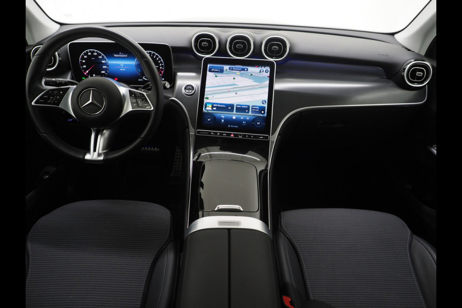 Mercedes-Benz GLC 300e 4MATIC 320PK | Camera | Trekhaak | Virtual | Sfeerverlichting | Stoelverwarming | LED | Carplay