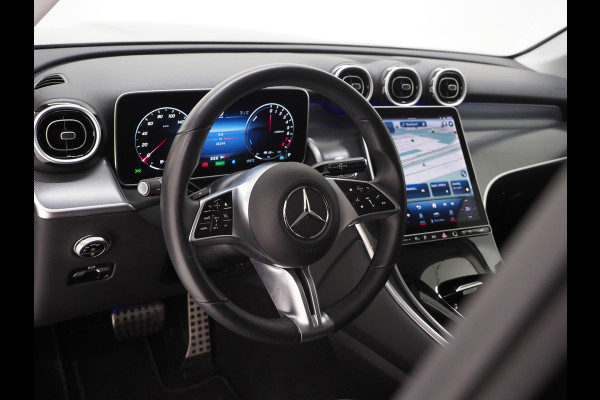 Mercedes-Benz GLC 300e 4MATIC 320PK | Camera | Trekhaak | Virtual | Sfeerverlichting | Stoelverwarming | LED | Carplay