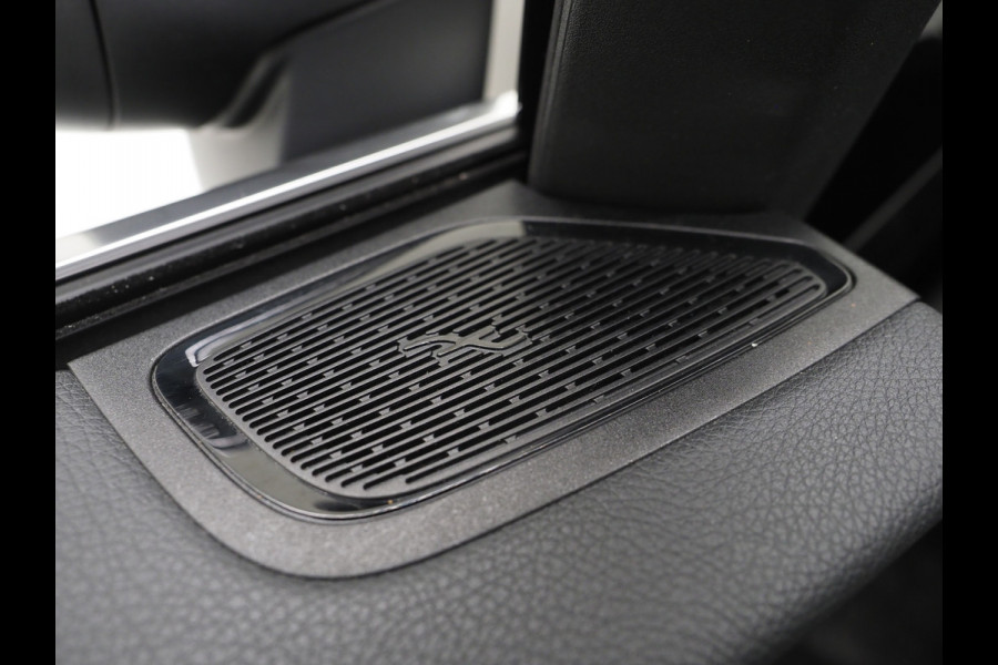 Mercedes-Benz GLC 300e 4MATIC 320PK | Camera | Trekhaak | Virtual | Sfeerverlichting | Stoelverwarming | LED | Carplay