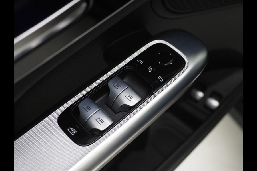 Mercedes-Benz GLC 300e 4MATIC 320PK | Camera | Trekhaak | Virtual | Sfeerverlichting | Stoelverwarming | LED | Carplay