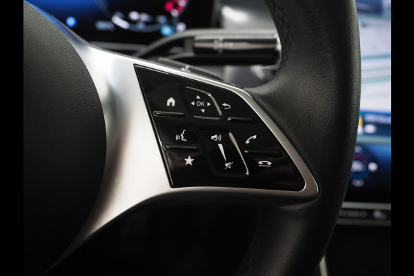 Mercedes-Benz GLC 300e 4MATIC 320PK | Camera | Trekhaak | Virtual | Sfeerverlichting | Stoelverwarming | LED | Carplay