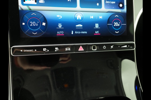 Mercedes-Benz GLC 300e 4MATIC 320PK | Camera | Trekhaak | Virtual | Sfeerverlichting | Stoelverwarming | LED | Carplay