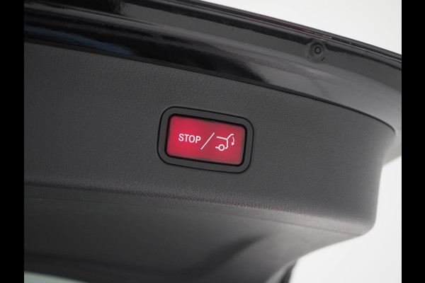 Mercedes-Benz GLC 300e 4MATIC 320PK | Camera | Trekhaak | Virtual | Sfeerverlichting | Stoelverwarming | LED | Carplay