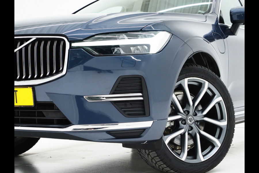 Volvo XC60 2.0 T6 Recharge AWD Ultimate Long Range | Panoramadak | Harman/Kardon | Pilot Assist | Trekhaak | HUD | Keyless | Carplay