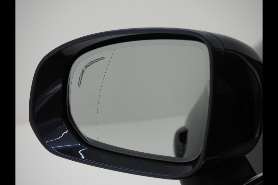 Volvo XC60 2.0 T6 Recharge AWD Ultimate Long Range | Panoramadak | Harman/Kardon | Pilot Assist | Trekhaak | HUD | Keyless | Carplay