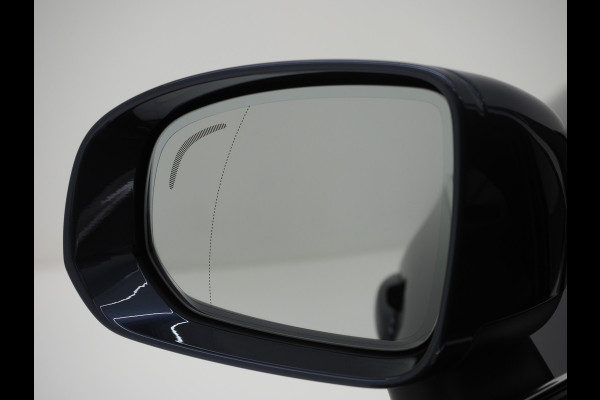 Volvo XC60 2.0 T6 Recharge AWD Ultimate Long Range | Panoramadak | Harman/Kardon | Pilot Assist | Trekhaak | HUD | Keyless | Carplay