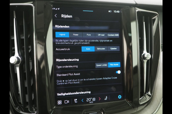 Volvo XC60 2.0 T6 Recharge AWD Ultimate Long Range | Panoramadak | Harman/Kardon | Pilot Assist | Trekhaak | HUD | Keyless | Carplay