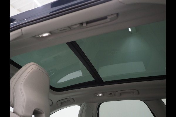 Volvo XC60 2.0 T6 Recharge AWD Ultimate Long Range | Panoramadak | Harman/Kardon | Pilot Assist | Trekhaak | HUD | Keyless | Carplay