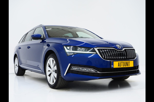 Škoda Superb Combi 1.4 TSI iV Laurin & Klement | Panoramadak | Massage | Trekhaak | Canton | Leder | 360 | Keyless | Adaptive Cruise