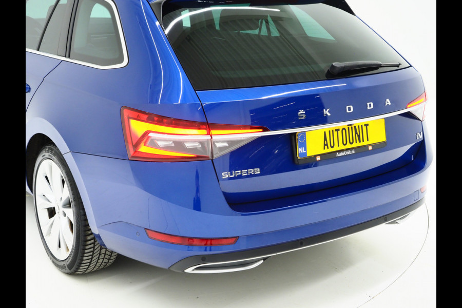 Škoda Superb Combi 1.4 TSI iV Laurin & Klement | Panoramadak | Massage | Trekhaak | Canton | Leder | 360 | Keyless | Adaptive Cruise