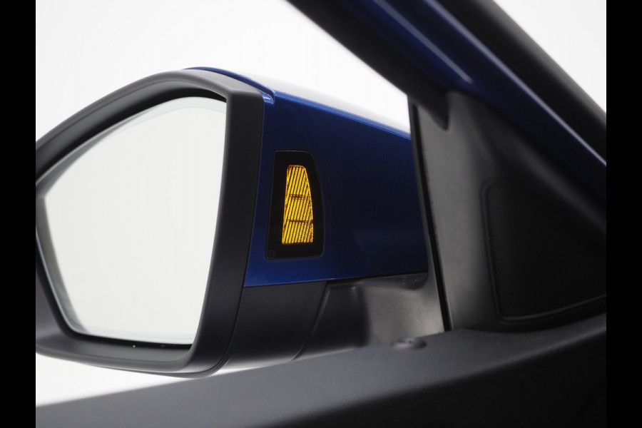 Škoda Superb Combi 1.4 TSI iV Laurin & Klement | Panoramadak | Massage | Trekhaak | Canton | Leder | 360 | Keyless | Adaptive Cruise