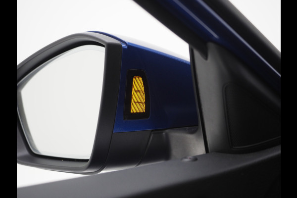 Škoda Superb Combi 1.4 TSI iV Laurin & Klement | Panoramadak | Massage | Trekhaak | Canton | Leder | 360 | Keyless | Adaptive Cruise