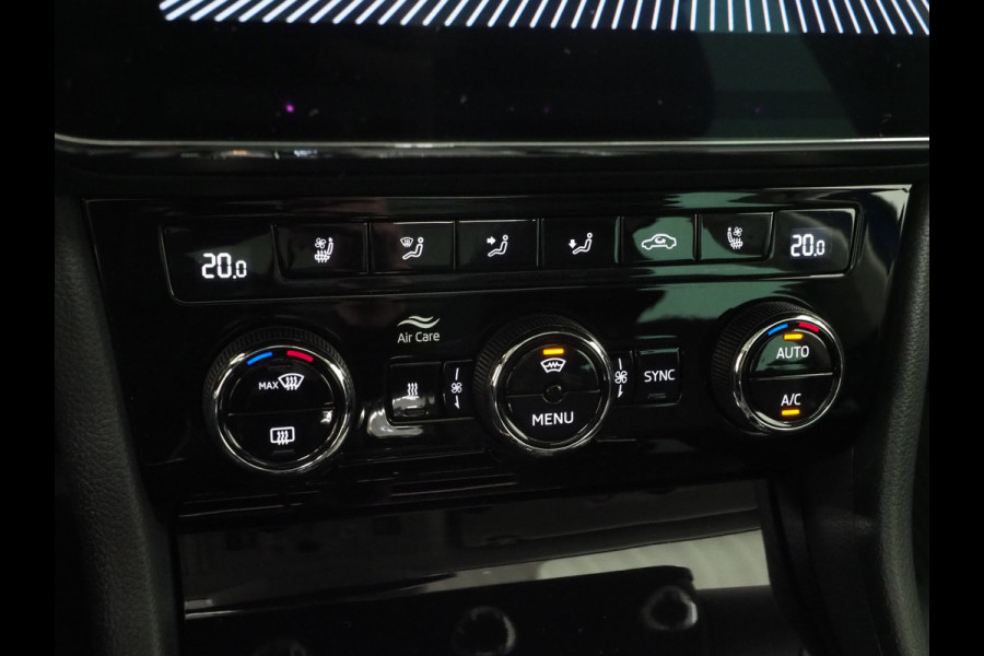 Škoda Superb Combi 1.4 TSI iV Laurin & Klement | Panoramadak | Massage | Trekhaak | Canton | Leder | 360 | Keyless | Adaptive Cruise