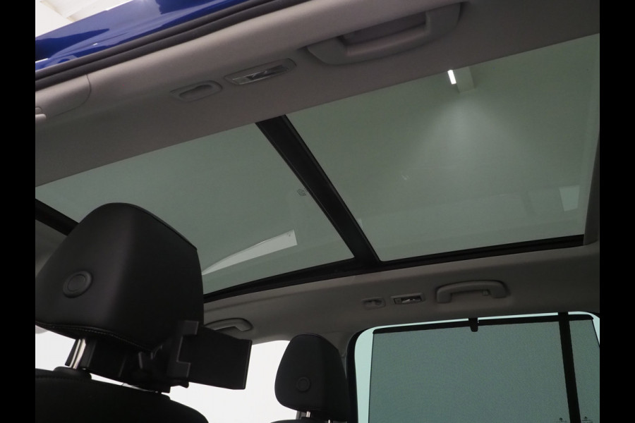 Škoda Superb Combi 1.4 TSI iV Laurin & Klement | Panoramadak | Massage | Trekhaak | Canton | Leder | 360 | Keyless | Adaptive Cruise