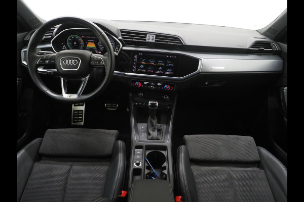 Audi Q3 Sportback 45 TFSI e S-Line Edition Black | LED | Keyless | Adaptive Cruise | Camera | Zwarte Hemel | Carplay