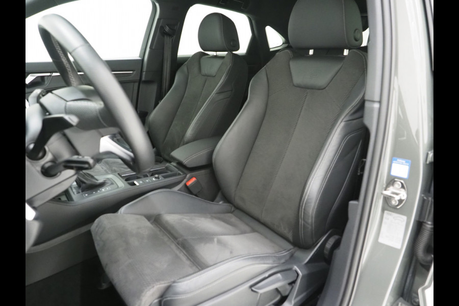 Audi Q3 Sportback 45 TFSI e S-Line Edition Black | LED | Keyless | Adaptive Cruise | Camera | Zwarte Hemel | Carplay