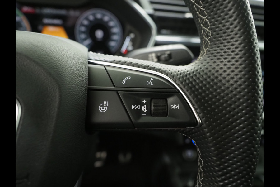 Audi Q3 Sportback 45 TFSI e S-Line Edition Black | LED | Keyless | Adaptive Cruise | Camera | Zwarte Hemel | Carplay