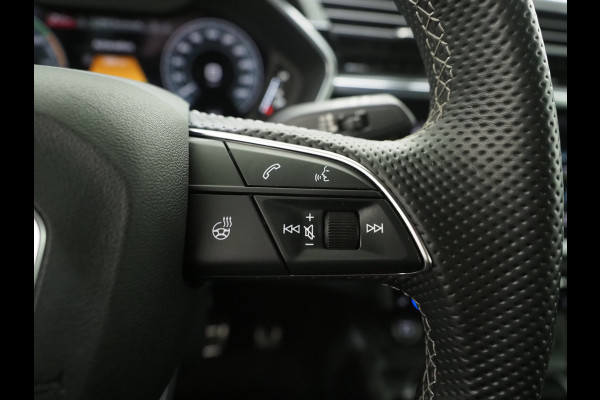 Audi Q3 Sportback 45 TFSI e S-Line Edition Black | LED | Keyless | Adaptive Cruise | Camera | Zwarte Hemel | Carplay