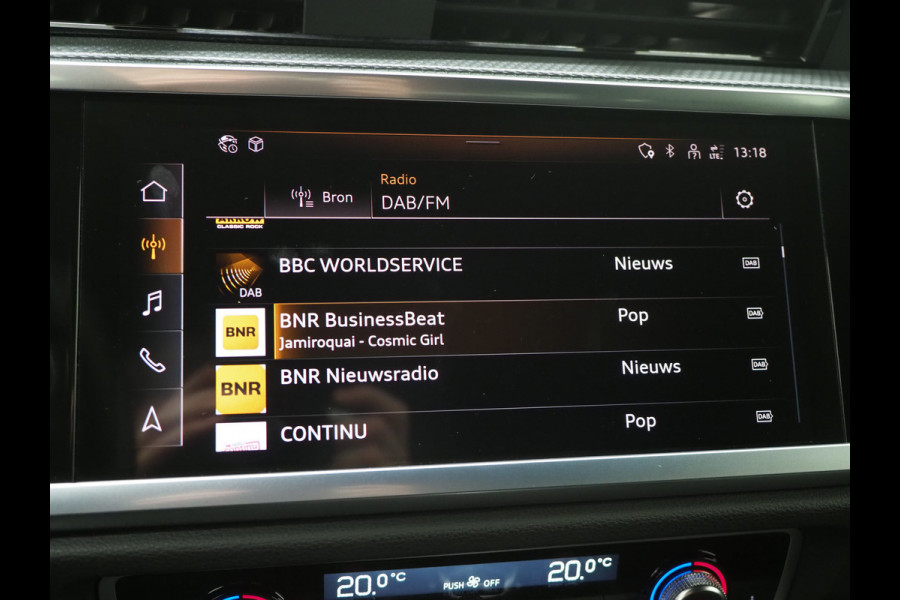 Audi Q3 Sportback 45 TFSI e S-Line Edition Black | LED | Keyless | Adaptive Cruise | Camera | Zwarte Hemel | Carplay