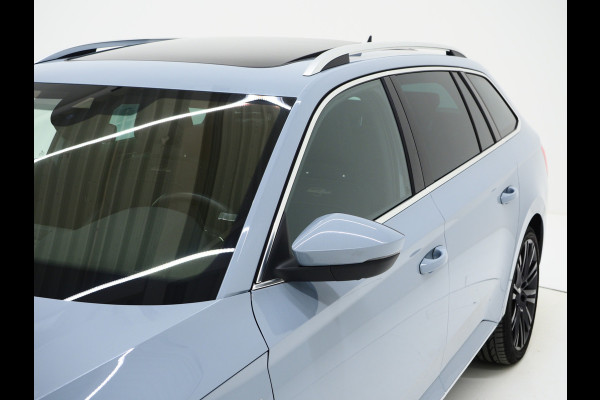 Škoda Superb Combi 1.4 TSI iV Laurin & Klement | Panoramadak | Massage | Canton | Trekhaak | 360 | Leder | Keyless | Adaptive Cruise