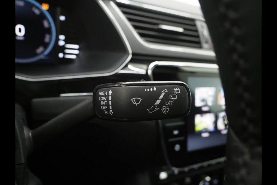 Škoda Superb Combi 1.4 TSI iV Laurin & Klement | Panoramadak | Massage | Canton | Trekhaak | 360 | Leder | Keyless | Adaptive Cruise