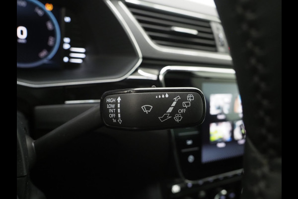 Škoda Superb Combi 1.4 TSI iV Laurin & Klement | Panoramadak | Massage | Canton | Trekhaak | 360 | Leder | Keyless | Adaptive Cruise
