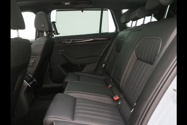Škoda Superb Combi 1.4 TSI iV Laurin & Klement | Panoramadak | Massage | Canton | Trekhaak | 360 | Leder | Keyless | Adaptive Cruise