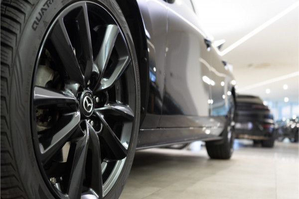 Mazda 3 2.0 e-SkyActiv-X M Hybrid 180 Luxury 187PK | NL AUTO+NAP | Bose | Leder | HUD | Elektr. Stoelen | VOL OPTIE! 12 MND Garantie