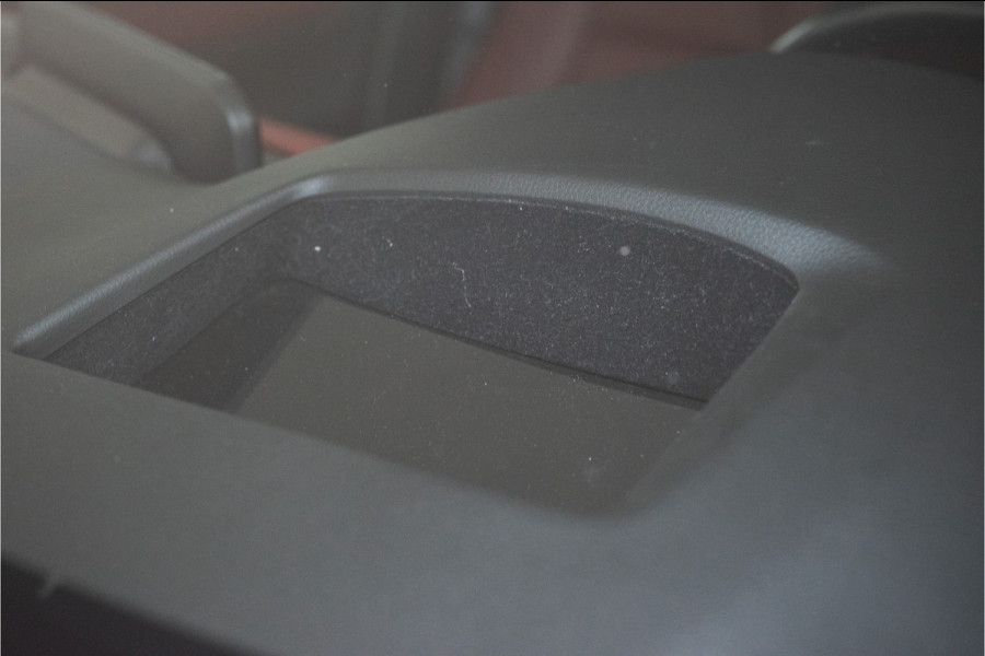 Mazda 3 2.0 e-SkyActiv-X M Hybrid 180 Luxury 187PK | NL AUTO+NAP | Bose | Leder | HUD | Elektr. Stoelen | VOL OPTIE! 12 MND Garantie