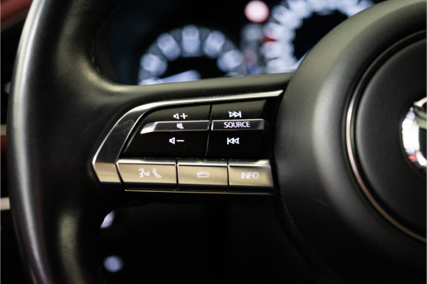Mazda 3 2.0 e-SkyActiv-X M Hybrid 180 Luxury 187PK | NL AUTO+NAP | Bose | Leder | HUD | Elektr. Stoelen | VOL OPTIE! 12 MND Garantie