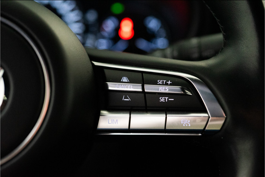 Mazda 3 2.0 e-SkyActiv-X M Hybrid 180 Luxury 187PK | NL AUTO+NAP | Bose | Leder | HUD | Elektr. Stoelen | VOL OPTIE! 12 MND Garantie