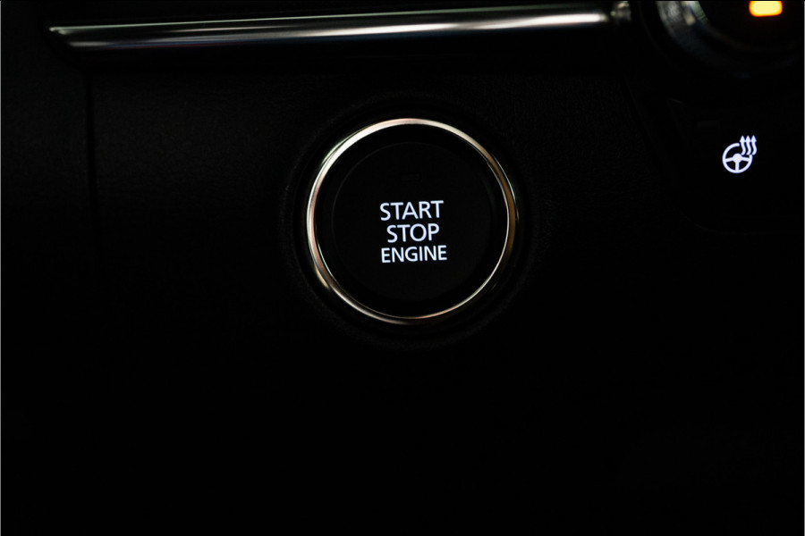 Mazda 3 2.0 e-SkyActiv-X M Hybrid 180 Luxury 187PK | NL AUTO+NAP | Bose | Leder | HUD | Elektr. Stoelen | VOL OPTIE! 12 MND Garantie