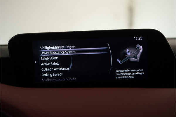 Mazda 3 2.0 e-SkyActiv-X M Hybrid 180 Luxury 187PK | NL AUTO+NAP | Bose | Leder | HUD | Elektr. Stoelen | VOL OPTIE! 12 MND Garantie