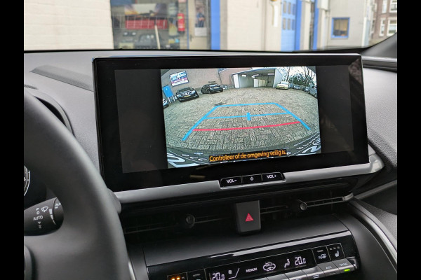 Toyota C-HR 2.0 Plug-in Hybrid 220 Dynamic|Stoel/Stuurverwarming|Groot-Navi|Adaptive-Cruise|Apple-Carplay/Android-Auto