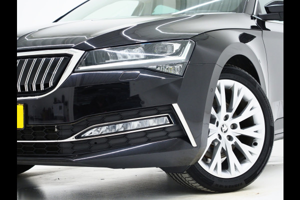 Škoda Superb Combi 1.4 TSI iV Style | Panoramadak | Trekhaak | Canton | 360 | Keyless | Adaptive Cruise | Carplay