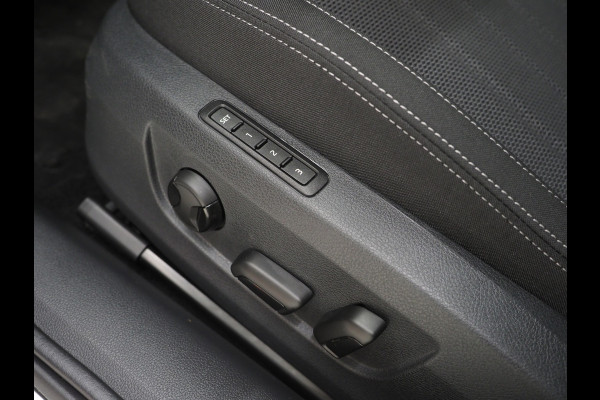 Škoda Superb Combi 1.4 TSI iV Style | Panoramadak | Trekhaak | Canton | 360 | Keyless | Adaptive Cruise | Carplay