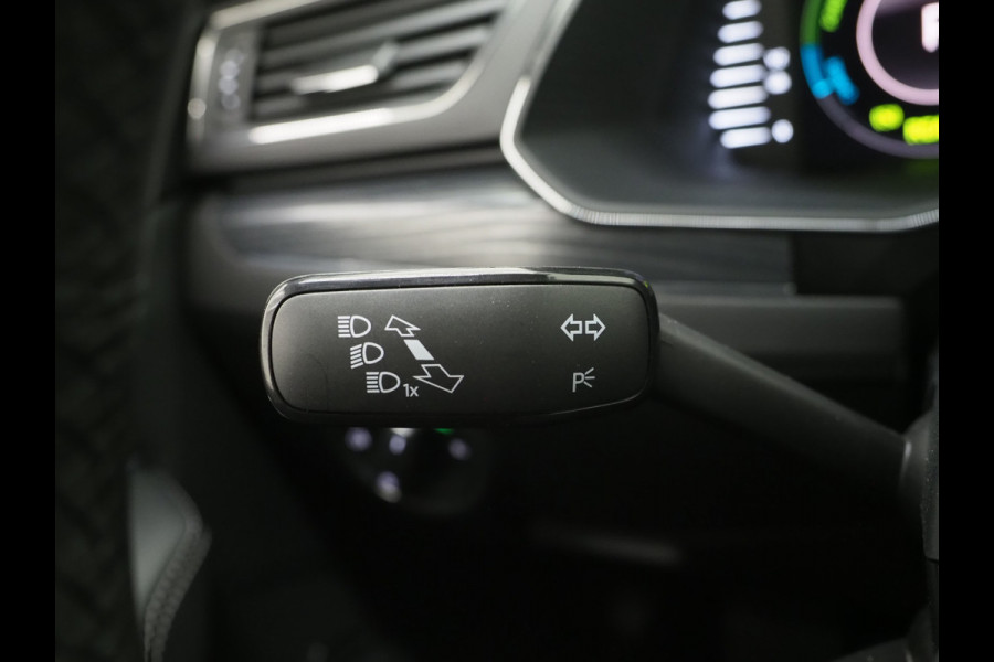 Škoda Superb Combi 1.4 TSI iV Style | Panoramadak | Trekhaak | Canton | 360 | Keyless | Adaptive Cruise | Carplay