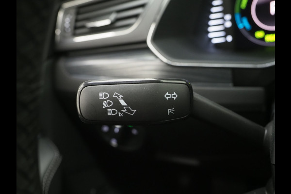 Škoda Superb Combi 1.4 TSI iV Style | Panoramadak | Trekhaak | Canton | 360 | Keyless | Adaptive Cruise | Carplay