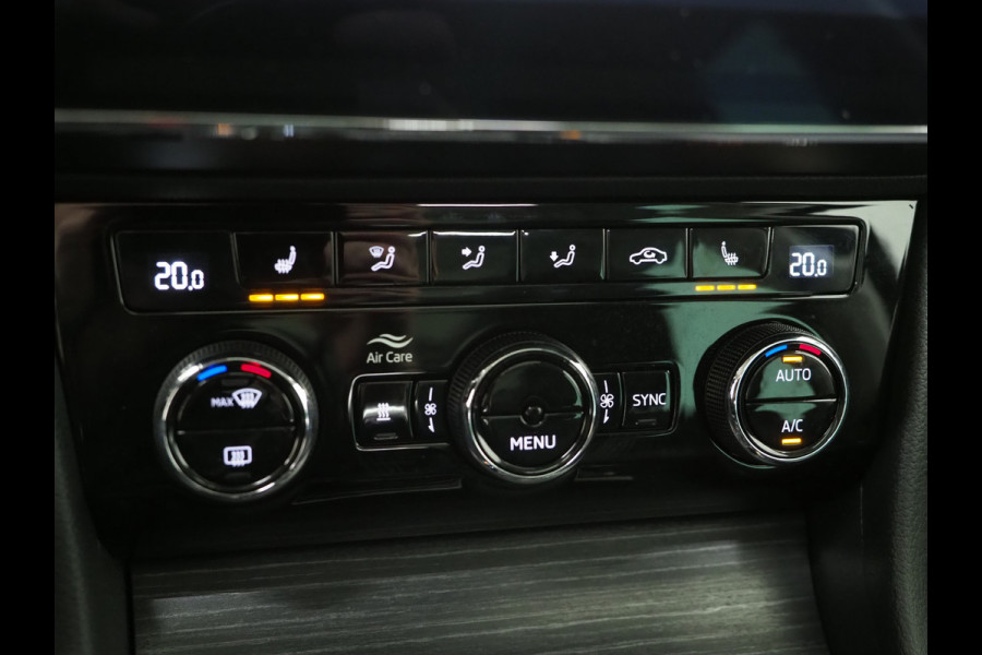 Škoda Superb Combi 1.4 TSI iV Style | Panoramadak | Trekhaak | Canton | 360 | Keyless | Adaptive Cruise | Carplay