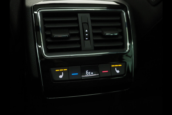 Škoda Superb Combi 1.4 TSI iV Style | Panoramadak | Trekhaak | Canton | 360 | Keyless | Adaptive Cruise | Carplay