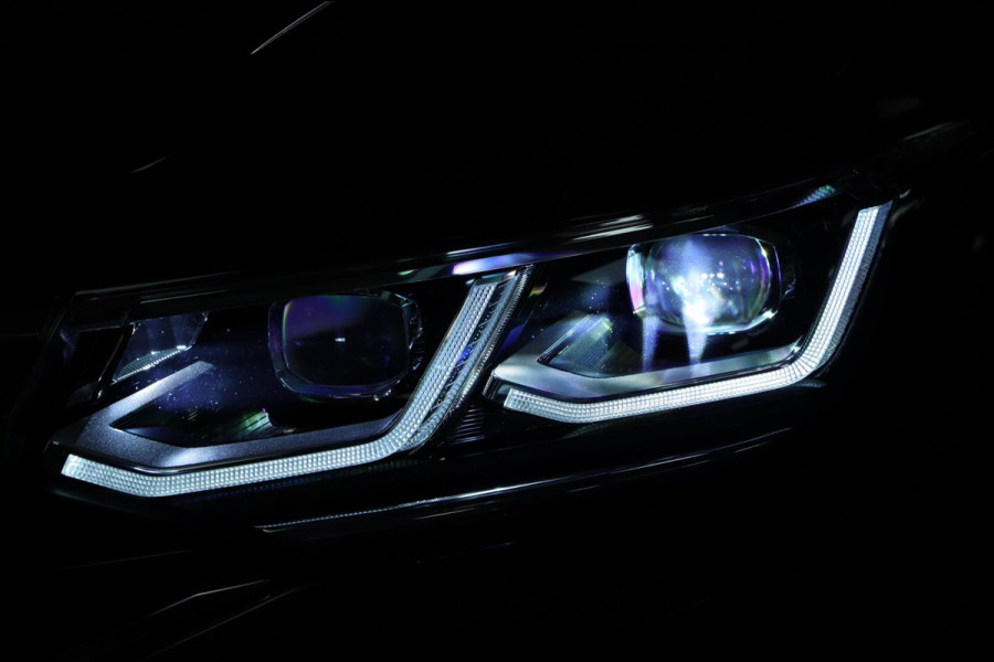 Volkswagen Tiguan 2.0 TSI 4Motion 3x R-Line Black Edition / PANO / 2X MEMORY / VIRTUAL / KEYLESS / CAMERA