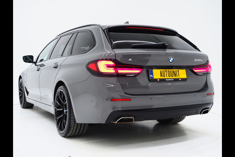 BMW 5 Serie Touring 530e xDrive | Panoramadak | Harman/Kardon | HUD | Camera | Leder | Keyless | Adaptive Cruise