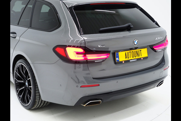 BMW 5 Serie Touring 530e xDrive | Panoramadak | Harman/Kardon | HUD | Camera | Leder | Keyless | Adaptive Cruise