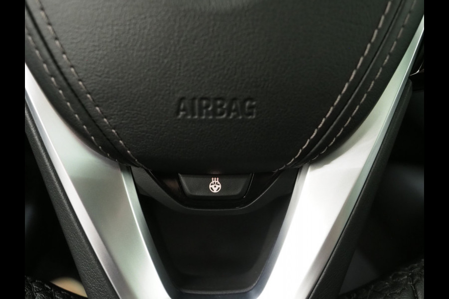 BMW 5 Serie Touring 530e xDrive | Panoramadak | Harman/Kardon | HUD | Camera | Leder | Keyless | Adaptive Cruise