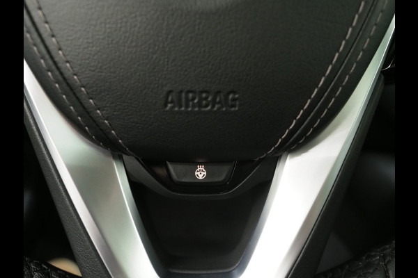 BMW 5 Serie Touring 530e xDrive | Panoramadak | Harman/Kardon | HUD | Camera | Leder | Keyless | Adaptive Cruise